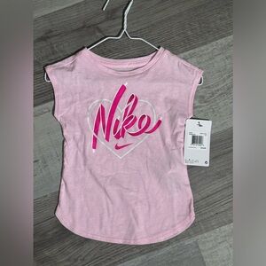 2t girls Nike tshirt